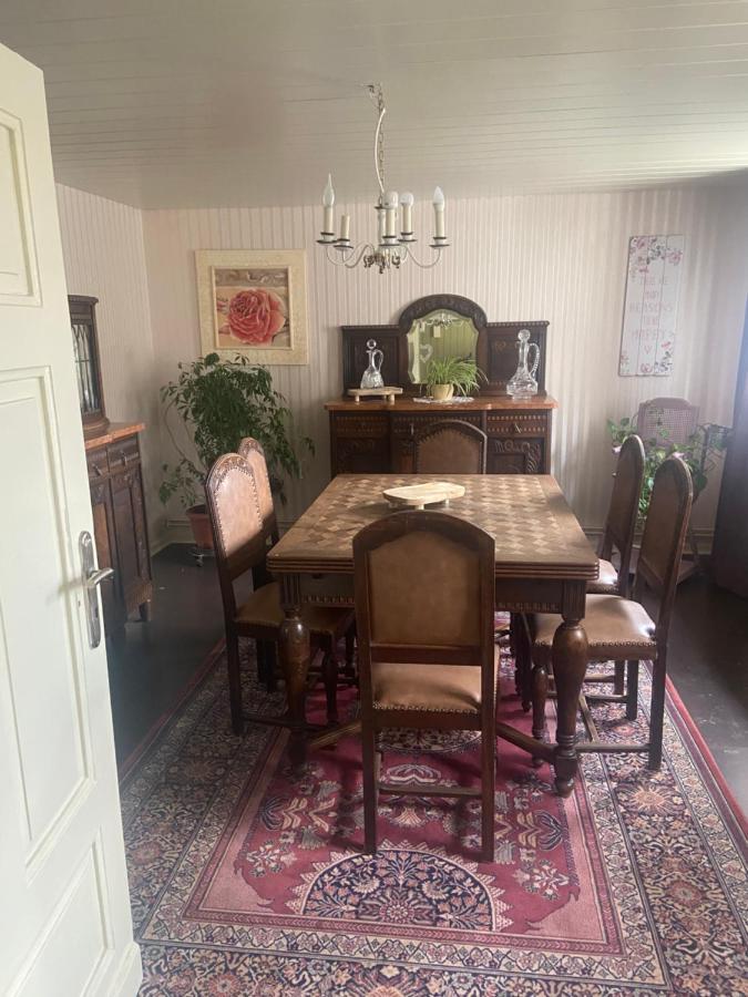 Zeitreise- Haus Mit 5 Schlafzimmern Diemelsee Kültér fotó